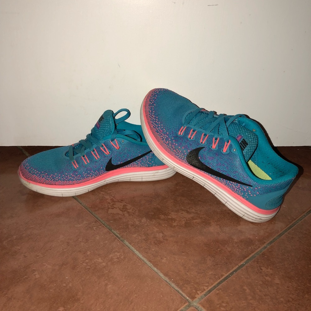 Nike shoes